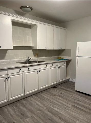 For Lease - 3 Robinson Street Unit# 2, Grimsby, Ontario - Photo 5