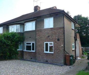 Eversley Avenue, Barnehurst, Kent, DA7 - Photo 3
