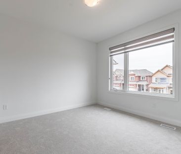 For Lease - 150 Forestwalk Street, Kitchener, Ontario - Photo 3