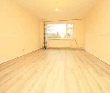 Fitzwalter Road, Norfolk Park, Sheffield, S2 - Photo 1