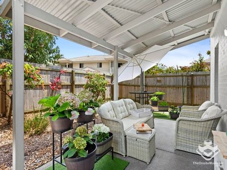 Break Lease: 3 bedroom townhouse - Photo 3