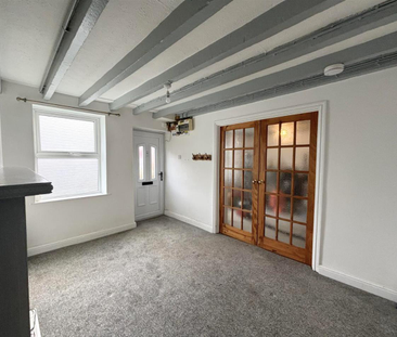 To Let 2 Bed Cottage end-terraced Victoria Road, Brynteg £800 pcm - Photo 4 | Rentumo