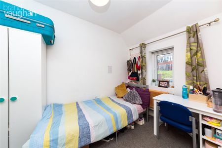 6 bedroom semi-detached house to rent - Photo 4