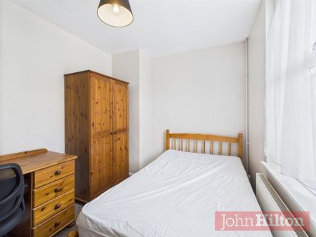 The Highway, Brighton - Photo 4