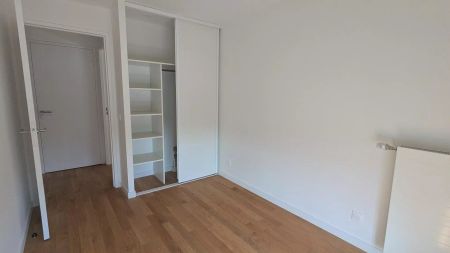 location Appartement T4 DE 81.2m² À COURBEVOIE - Photo 4