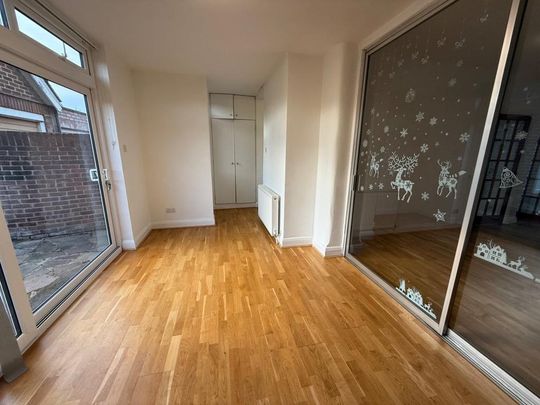 4 bedroom house to rent - Photo 1