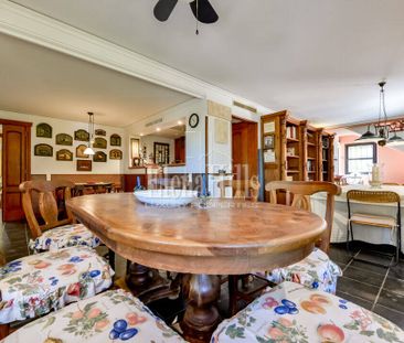 Villa de lujo con piscina, jardín y espacios para toda la familia - Photo 3