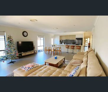 32 Egan Crescent, Cobbitty, NSW 2570 - Photo 6