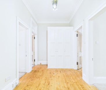 3 bedroom ground floor flat to rent - Photo 1