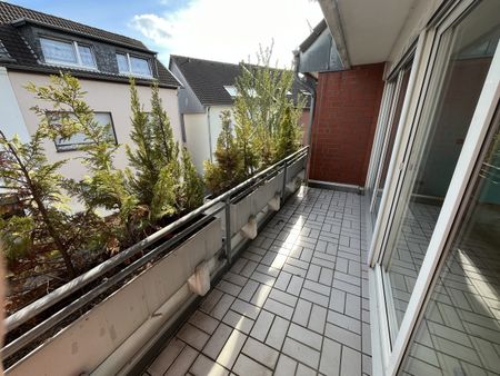 Siegburg-Zange: Schöne 2-Zimmer-Wohnung mit großem Balkon, Garage - Foto 2