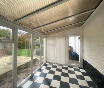 2 bedroom semi-detached house to rent - Photo 3
