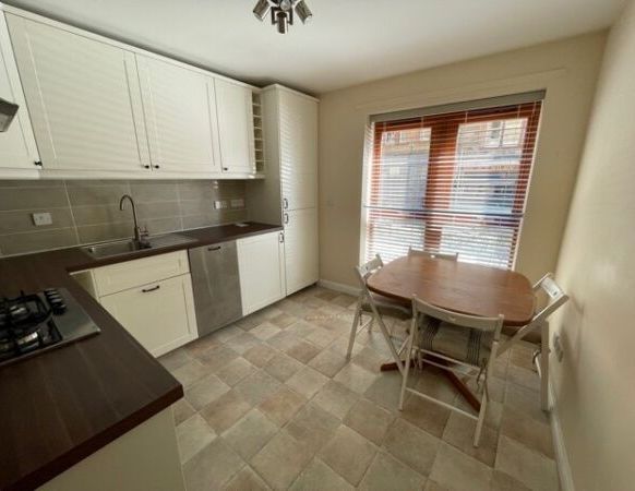 St Stephens Street - Photo 1