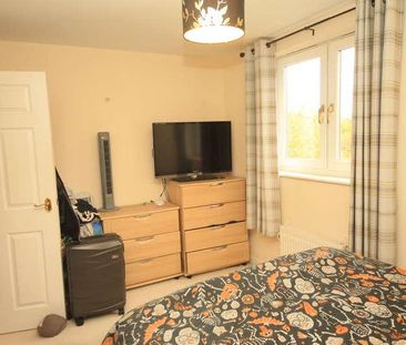 Middlewood Drive East, Wadsley Park Village, Sheffield, S6 - Photo 2