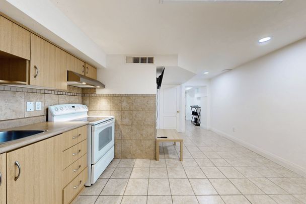 For Lease - 43 Alessia Circle, Toronto, Ontario - Photo 1