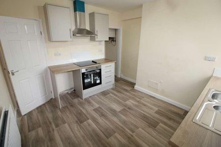 Charles Street, Derbyshire, Church Gresley, DE11 - Photo 5