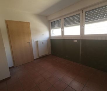 Schicke, großzügige 3-Zimmer-Dachgeschosswohnung mit schönem Balkon... - Photo 1