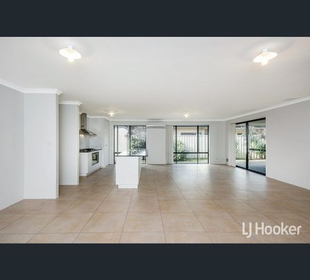 250 Harpenden Street, Southern River, WA 6110 - Photo 1