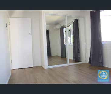 2/10 Clark Street, Clinton, Qld 4680 - Photo 5