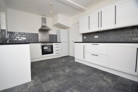 3 bedroom house to rent - Photo 4