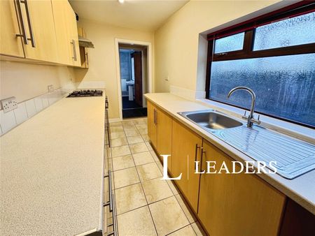 2 bedroom house to rent Ivy House Road, Stoke-on-Trent, Staffordshire, ST1 - Photo 5