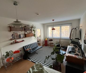 1-Raum (33m2) Wohnung in Lichtenberg zu vermieten. - Photo 1
