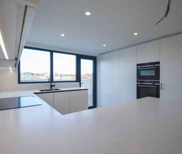 Nieuwbouwappartement te hartje Izegem - Photo 1