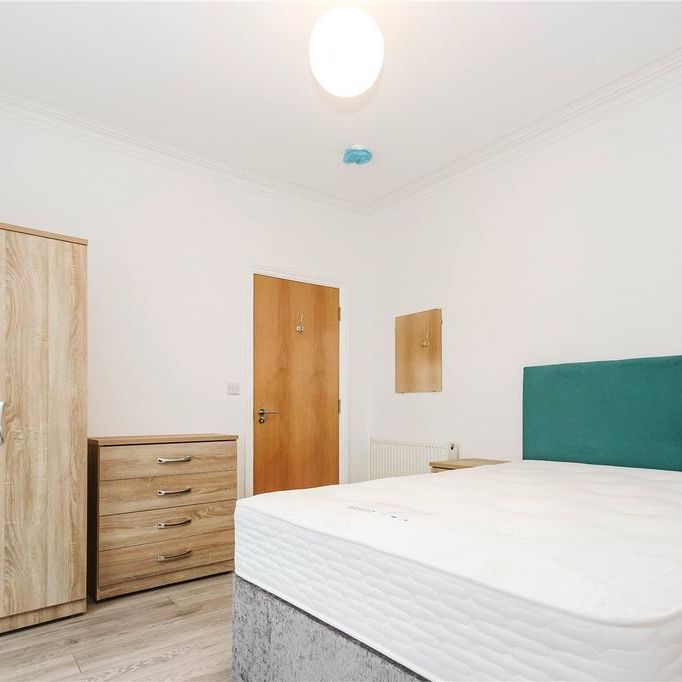 5 bedroom terraced house to rent - Photo 1