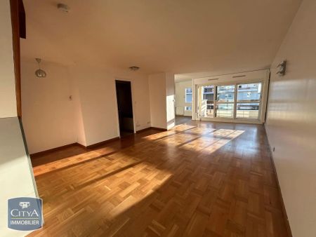 Appartement à louer 4 pièces 79.9m² - Photo 2