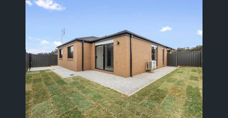 21 Buchanan Drive, Huntly, Vic 3551 - Photo 2