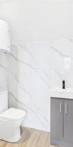 House share to rent - Photo 3