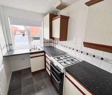 Redhouse Park Gardens, Gosport PO12 3EQ - Photo 5