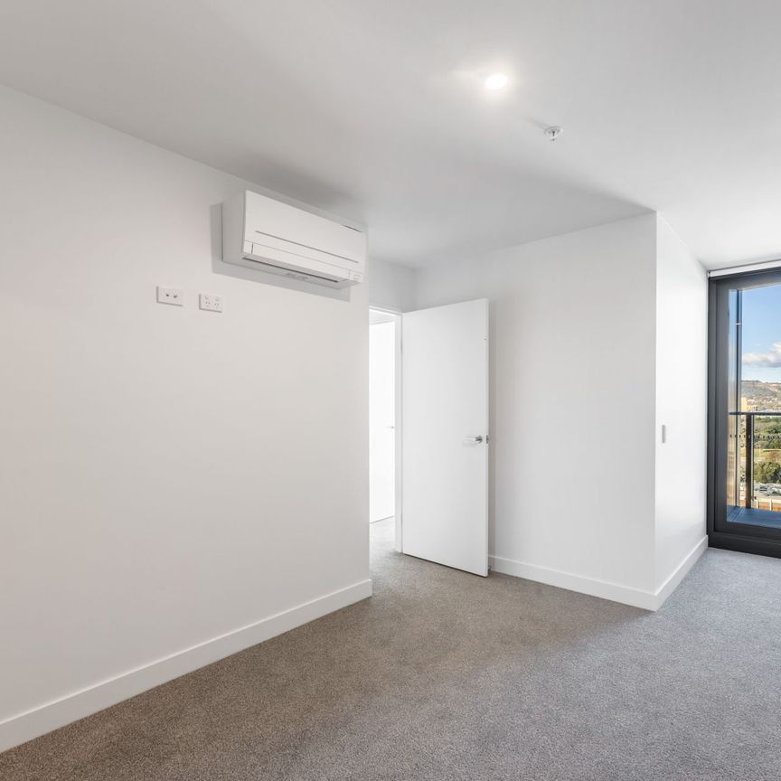 1812/2 Furzer Street, Phillip - Photo 1