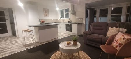 Chic 2BR Unit w/ Modern Comforts! - Photo 5