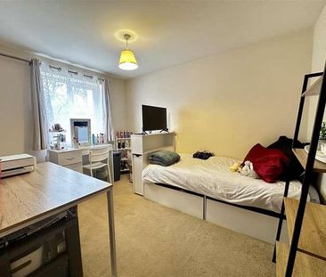 Boundary Walk, Knowle, Fareham, PO17 - Photo 6