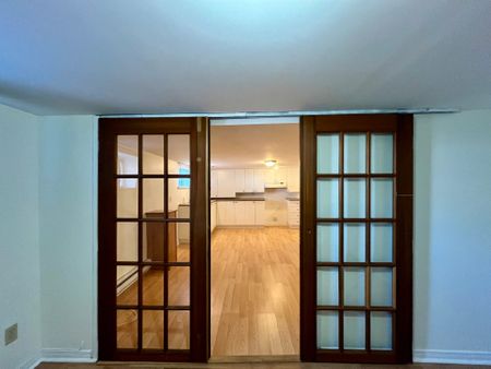 5678A Rue Alexandre Brossard, QC J4Z - Photo 2