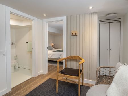 For Lease - 1654 Gerrard Street, Toronto, Ontario - Photo 5