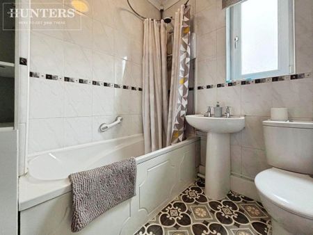 3 bedroom terraced house to rent - Photo 3