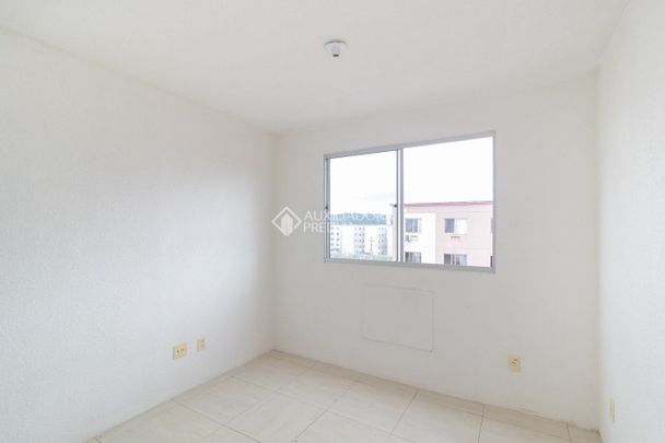 Apartamento com 2 quartos e 41m² para alugar em Hípica, Porto Alegre. - Photo 1