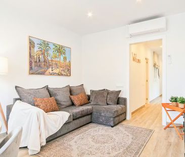 Calle de Sicília, Barcelona, Catalonia 08013 - Photo 6