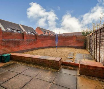 3 bedroom end of terrace house to rent - Photo 6