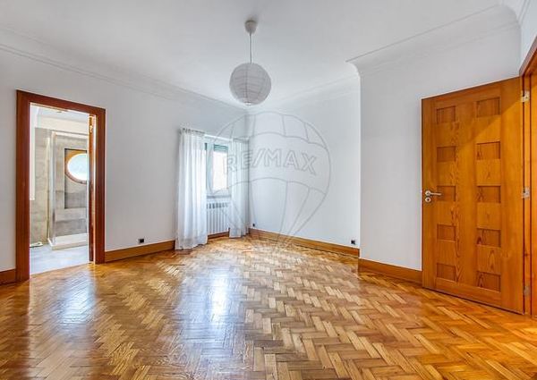 Apartamento T3 em Lisboa