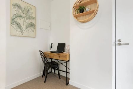 Light-Filled and Chic Bayside Living with Rooftop Oasis! - Photo 5