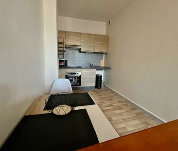 Location Appartement 1 pièce 35m² - Photo 6