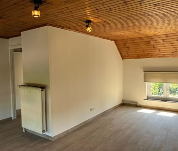 Gerenoveerde Bel-étagewoning omgeven door het groen - Photo 5