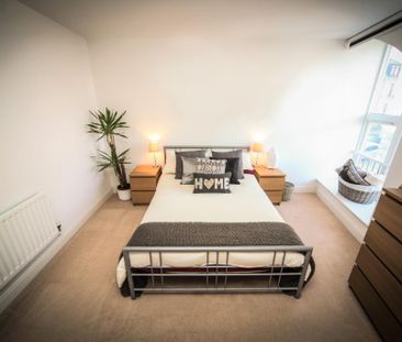 2 bedroom flat to rent - Photo 6