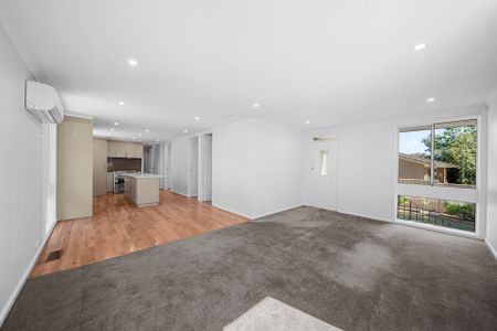 48 De Graaff St, Holder ACT 2611 - House For Rent | Domain - Photo 5