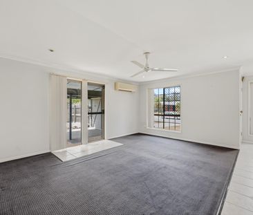 19 Marong Street, Sunnybank Hills QLD 4109 - House For Rent | Domain - Photo 2