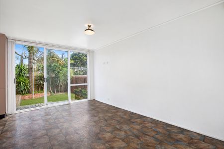 481 Beauchamp Road, - Photo 2