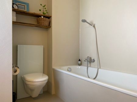 APPARTEMENT DE 3 PIÈCES AVEC DUPLEX À OBERHOFEN AM THUNERSEE (BE), MEUBLÉ, TEMPORAIRE - Foto 5