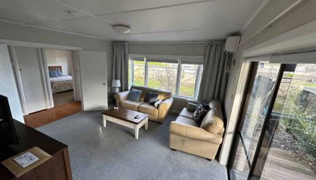 Spacious, Furnished Home for Rent – Prime Location - Photo 5